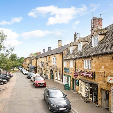 شقة Redesdale View, High Street With Private Garden Moreton-in-Marsh المظهر الخارجي الصورة