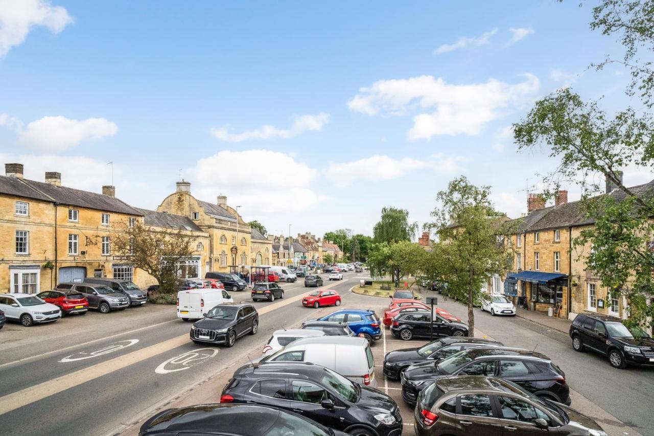 شقة Redesdale View, High Street With Private Garden Moreton-in-Marsh المظهر الخارجي الصورة