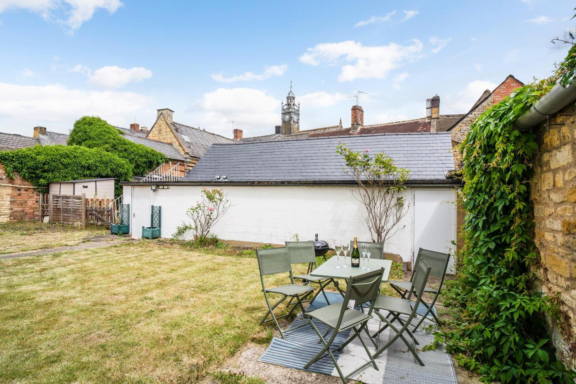 شقة Redesdale View, High Street With Private Garden Moreton-in-Marsh المظهر الخارجي الصورة